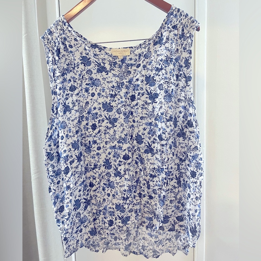 Cynthia Rowley Blue and White Sleeveless Blouse